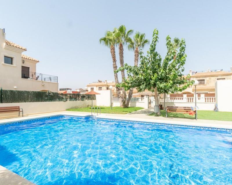 Arco Mediterraneo Chalet Independiente Torrevieja Exterior foto